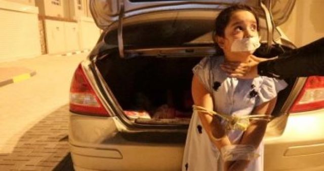شرطة أبو ظبى تطلق حملات توعية للأسر تحذر من ترك الأطفال بمفردهم