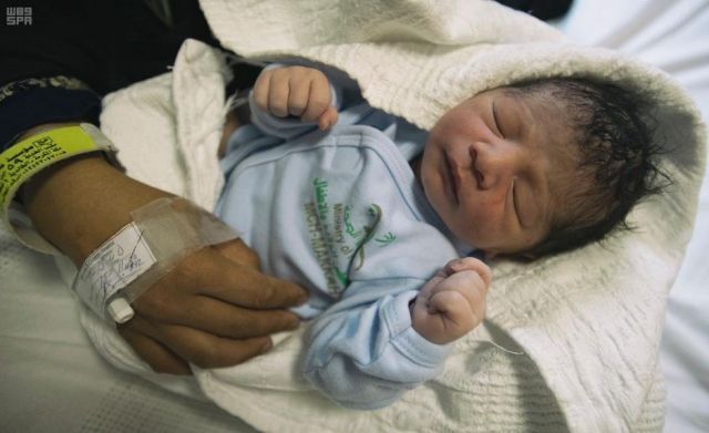 أول مولود فى الحج.. سيدة أفغانية أنجبت #8220;محمد#8221; فى مكة