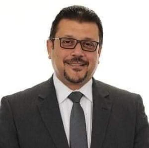 الدكتورعبد الفتاح حجازي المدير التنفيذي لمستشفيات جامعة المنصورة