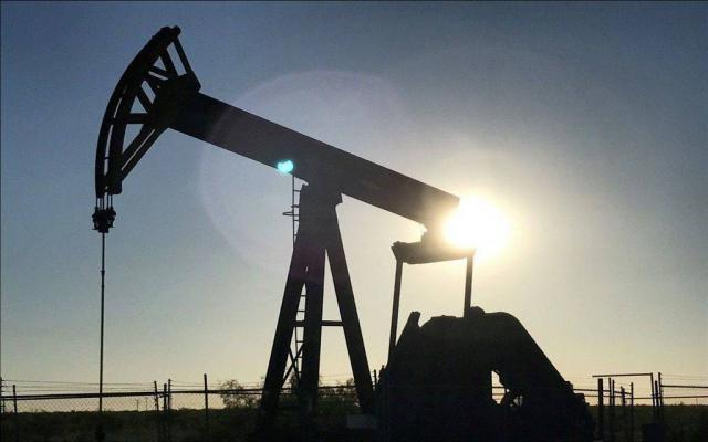 تنقيب عن النفط