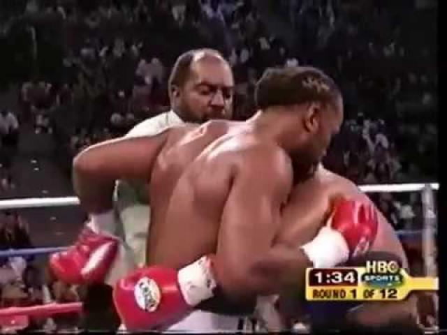 مايك تايسون ولينوكس لويس عام 2002