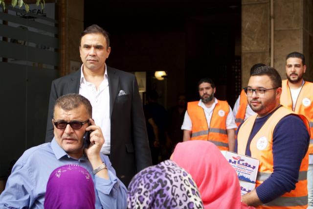 مدحت بركات رئيس حزب أبناء مصر يقود حملة توعية لمواجهة فيروس كورونا في الدقي (صور)