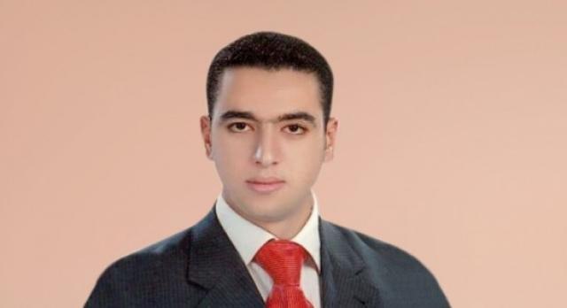 ”الحرية المصري” يكرم الشهيد محمد الحوفي ويهدي أسرته درع الحزب