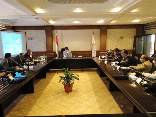 اجتماع وزير الرياضة مع اللجنة الطبية