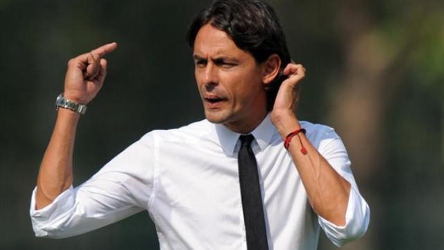 بينفينتو يعود إلى الدوري الإيطالي تحت قيادة إنزاجي