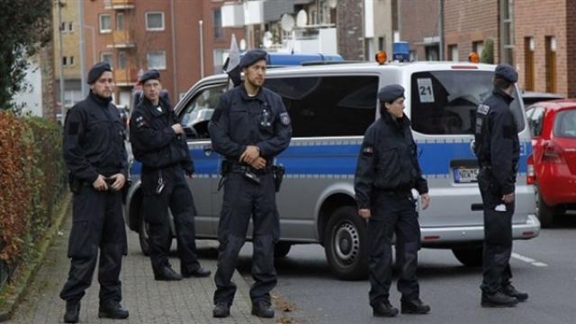 الشرطة الألمانية تداهم 20 منزلا وشركة ذات صلة بجرائم ارهابية