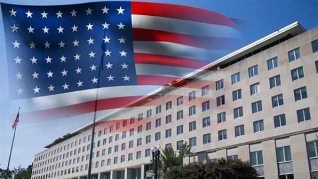 لحظة اقتحام مسؤوليين أمريكيين للقنصلية الصينية في هيوستن