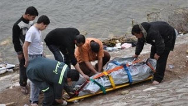 إنتشال جثة طفل لقى مصرعه غرقًا في مياه النيل ببني سويف