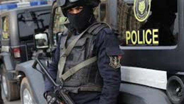 عاجل| مصدر يكشف حقيقة وقف إزالة المخالفات في السويس.. واستشهاد 4 من رجال الأمن