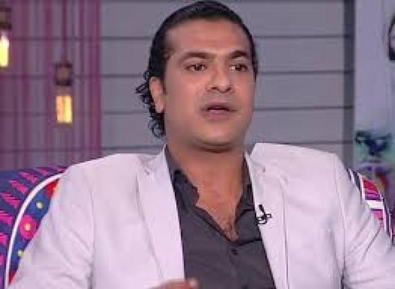 الفنان مصطفى أبو سريع يكشف أسرار حياته الشخصية على قناة ”CBC”