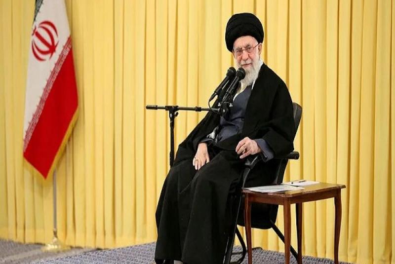 المرشد الإيراني يعلن الحداد الوطني 5 أيام على وفاة الرئيس إبراهيم رئيسي ووزير الخارجية حسين أمير