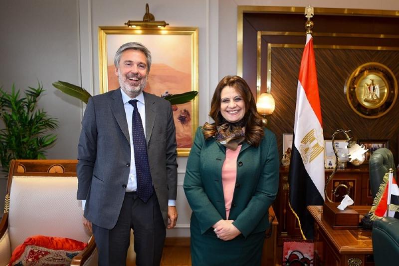 وزيرة الهجرة تستقبل السفير الإيطالي لدى مصر لبحث التعاون في ملفات مشتركة