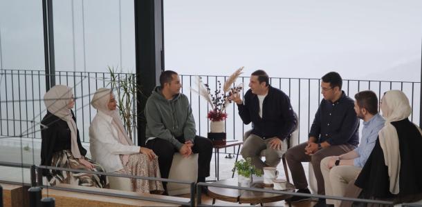 النبي يميل إلى التفاوض والسلام بديلاً لثقافة الصراع والصدام.. وهذا هو الدليل