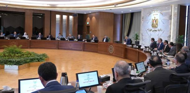 رئيس الوزراء يتابع موقف تطوير وتحديث منظومة تداول الأسمدة الزراعية
