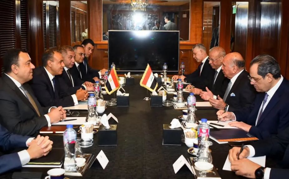 وزير الخارجية والهجرة يستقبل نائب رئيس الوزراء ووزير خارجية العراق