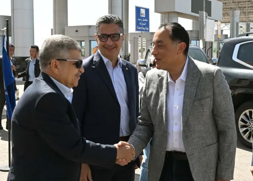 مدبولي: تطوير المواني والمناطق الصناعية يعدُ ركيزة أساسية لتعزيز تنافسية الاقتصاد الوطني وجذب المزيد من الاستثمارات
