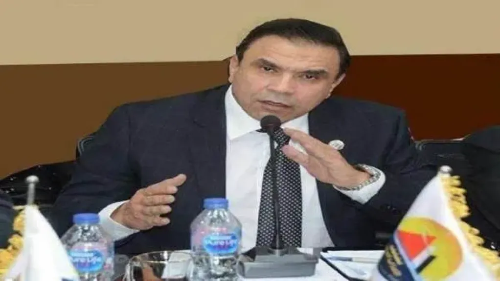 مدحت بركات يكشف الحقيقة: صحفيو «الطريق» باعوا الجريدة بعد الحصول على عضوية النقابة