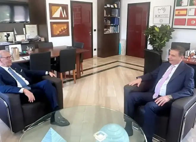 وزير الزراعة يبحث مع مدير معهد سيام باري بإيطاليا تعزيز التعاون في مجال البحث العلمي الزراعي