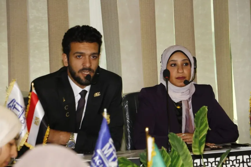 انطلاق الجلسة الافتتاحية الرسمية للقمة الدولية للكوتشينج – ICS في المحكمة العربية للتحكيم
