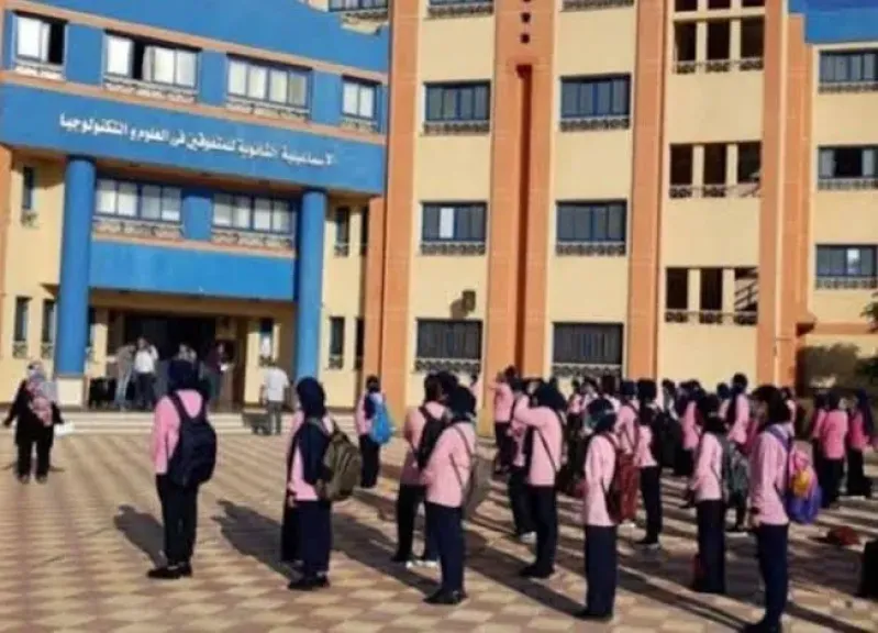 أزمة تواجه طلاب الثانوية العامة بمدارس المتفوقين في العلوم والتكنولوجيا (STEM)