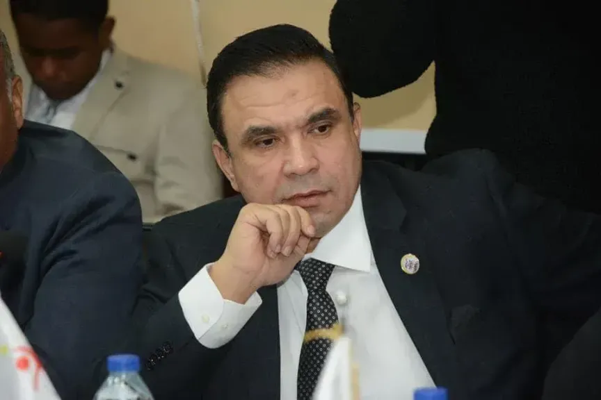 مدحت بركات يكتب: دور الأحزاب في دعم الدولة المصرية مدحت بركات يكتب: دور الأحزاب في دعم الدولة المصرية