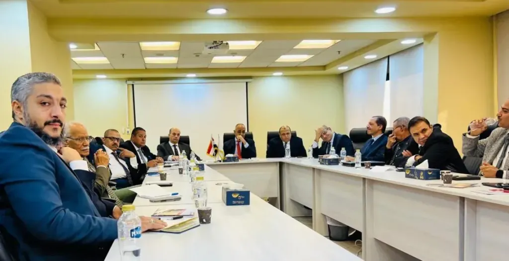 «أبناء مصر»: رئيس الحزب يشارك في اجتماع «الوطنية للانتخابات» ويكلف بإعداد تقارير الدعاية للمرشحين