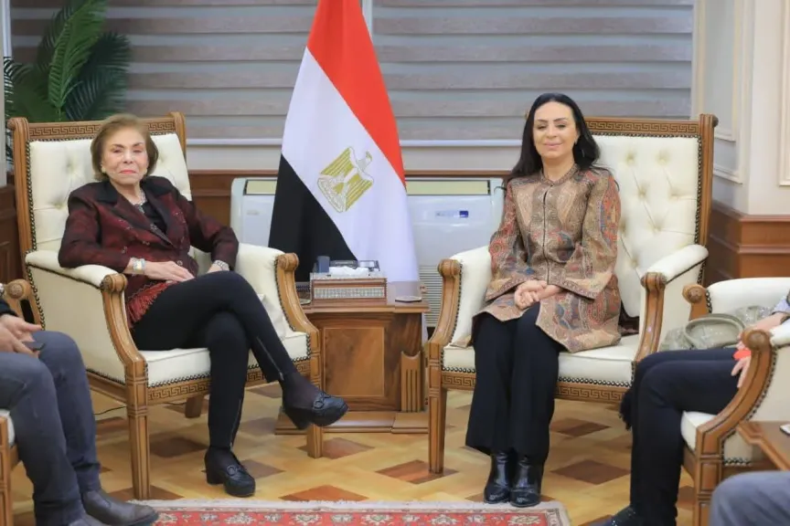 وزيرة التضامن تلتقي وفد مهرجان أسوان الدولي لأفلام المرأة لبحث استعدادات الدورة العاشرة للمهرجان