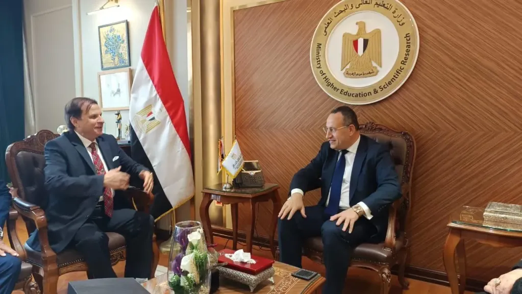 وزير التعليم العالي يستقبل أمين عام رابطة الجامعات الإسلامية لتهنئته بتولي مهام منصبه الجديد