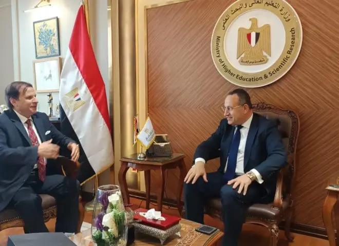وزير التعليم العالي يستقبل أمين عام رابطة الجامعات الإسلامية لتهنئته بتولي مهام منصبه الجديد