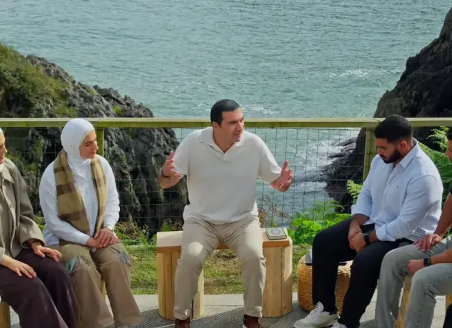 عمرو خالد: سورة الزلزلة توقظ قلبك الغافل بمشهد مهيب ليوم القيامة