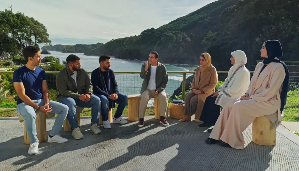 عمرو خالد: الاستقامة.. أمانك من المخاوف ونجاتك من الأحزان وسبيلك للرزق