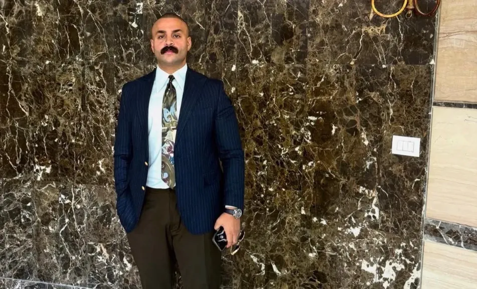 عبدالله منصور.. أسطورة قانونية تفرض نفسها بقوة