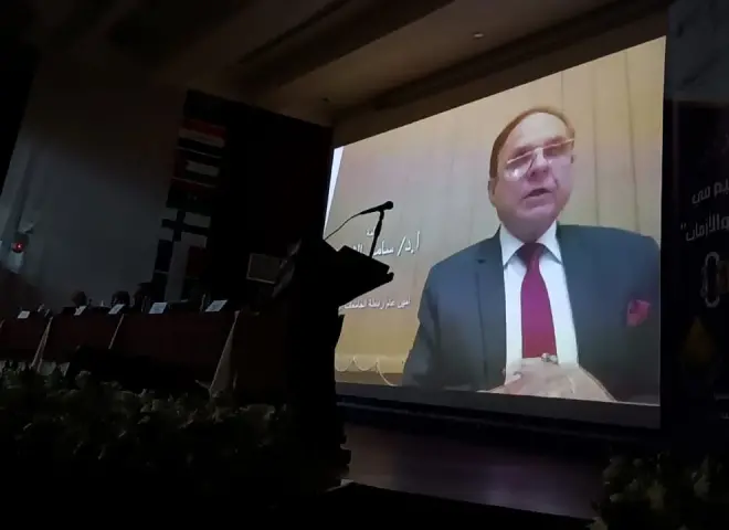 الأمين العام لرابطة الجامعات الإسلامية: الحروب قد تهدم المدارس والجامعات.. لكنها يجب ألّا تهدم حق الأطفال والشباب في المعرفة والتحصيل العلمي