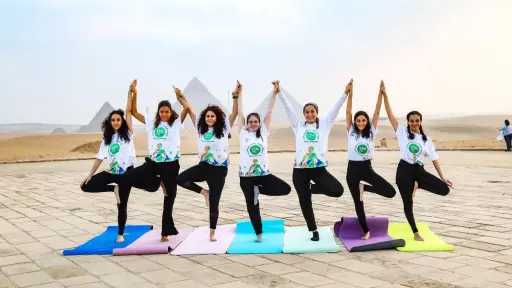 سفارة الهند تحتفل باليوم العالمي الثاني عشر لليوجا 2026 عند جوهرة مصر الخالدة أهرامات الجيزة