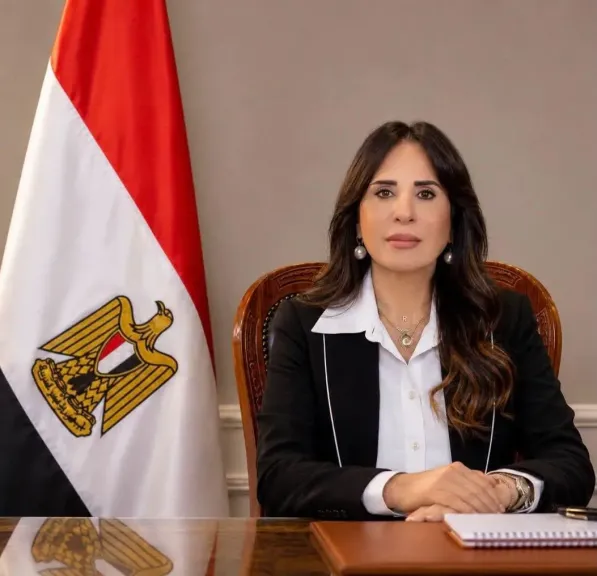 وزيرة الإسكان تتابع نتائج حملات رفع الإشغالات والتصدي للمخالفات ورفع كفاءة الخدمات بالمدن الجديدة