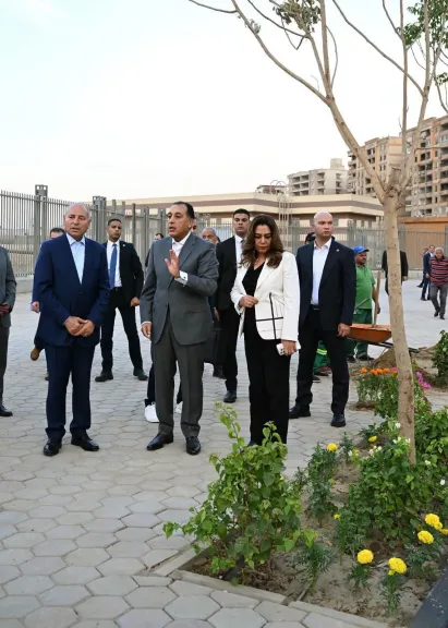 رئيس الوزراء يتفقد عددا من مشروعات الزراعة والتشجير بالقاهرة