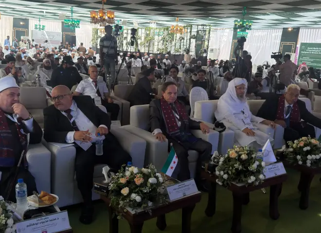 بحضور رئيس جامعة الأزهر ورئيس جامعة الغزالي.. الأمين العام لرابطة الجامعات الإسلامية يفتتح الملتقى الأول للجامعات الباكستانية والعربية بكراتشي
