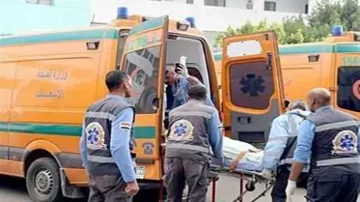 بعد دقائق من صب الخرسانة.. انهيار سقف مسجد بالفيوم وإصابة شخصين