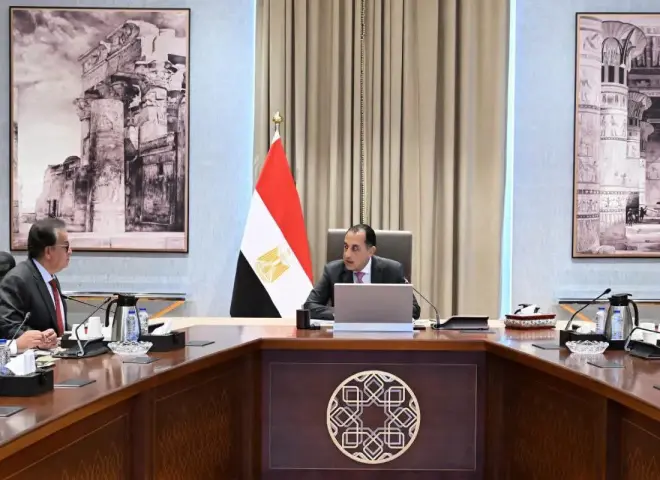 رئيس الوزراء يتابع مستجدات جلسة ”صحة المواطن”