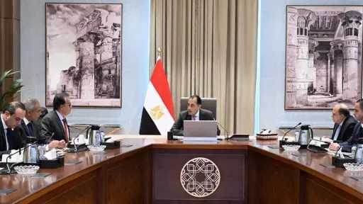 رئيس الوزراء يتابع مستجدات جلسة ”صحة المواطن”