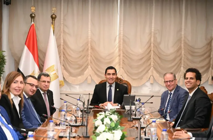 وزير الرياضة يستقبل وفد مجموعة مستشفيات كليوباتر