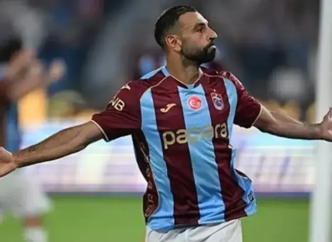 محمد صلاح يقود طرابزون للفوز على بشكتاش ويتصدر هدافي الدوري التركي