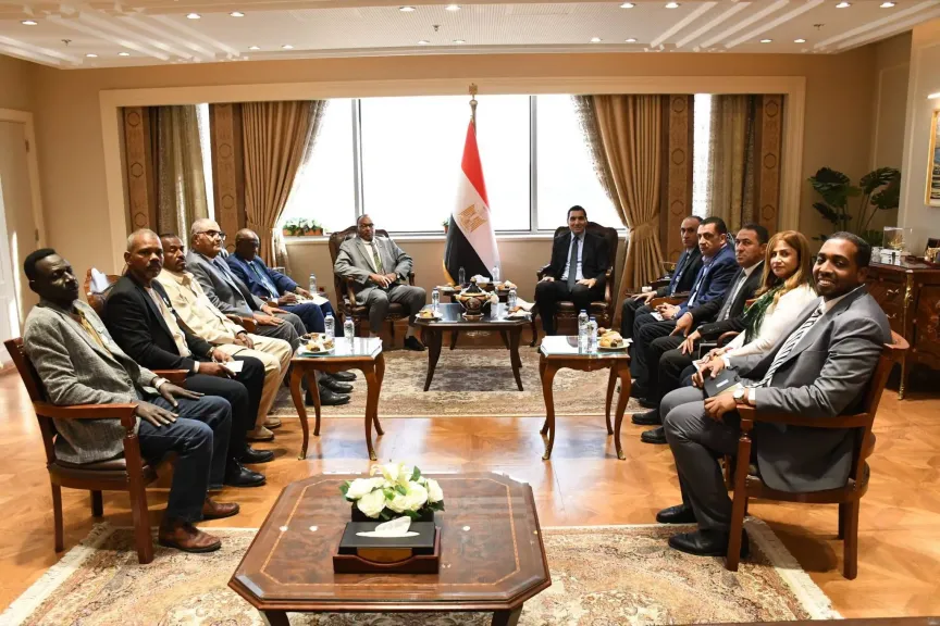 وزير الرياضة يستقبل نظيره السوداني بالعاصمة الجديدة